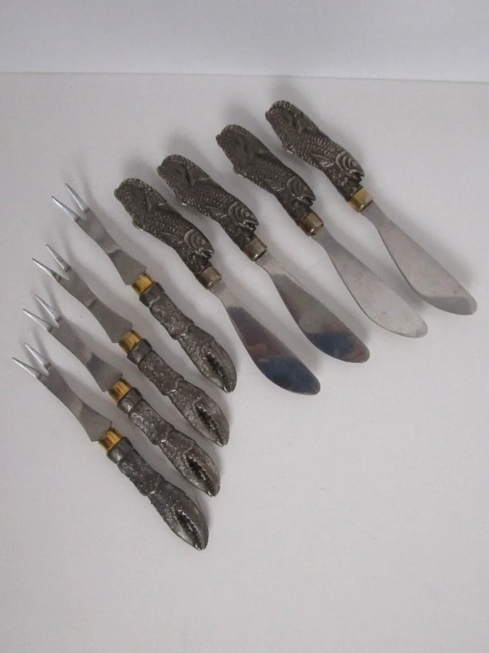 vintage pewter handled hors d'oeuvre flatware